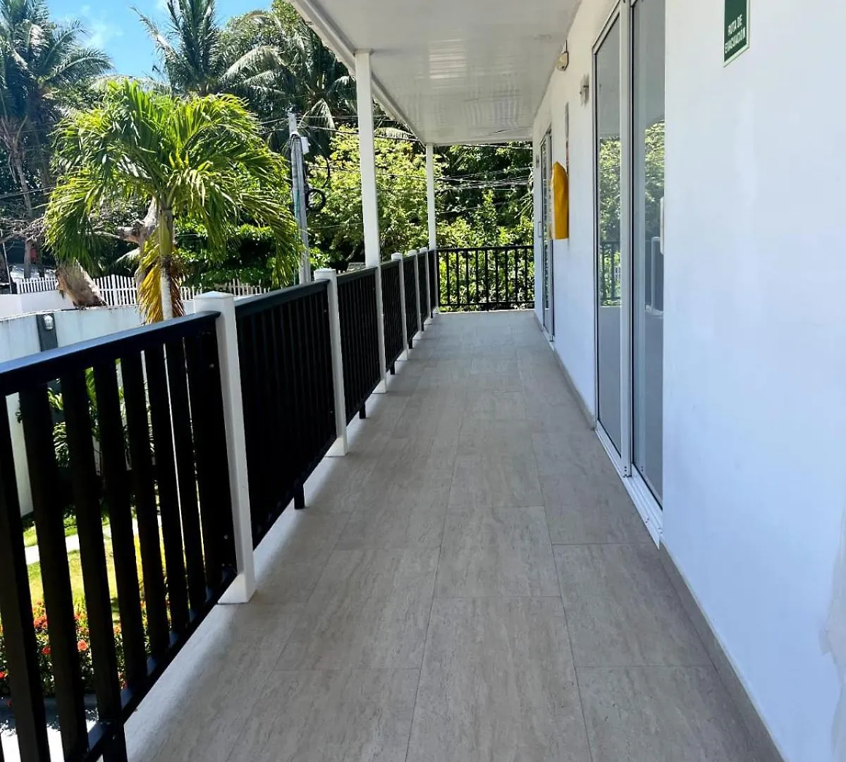 Hotel Mar De Corales By Cajasai San Andrés Colômbia