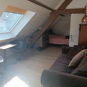 ** Alojamento de Acomodação e Pequeno-almoço Quartier Leonard Bélgica